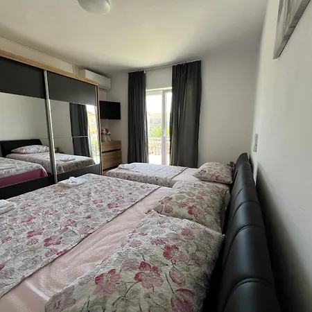 Casa de hóspedes Nika 3*